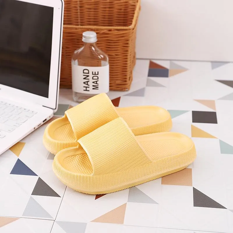 2021 Newest Thickened Anti-Slip Unisex Ultra-Soft Quick-Drying Wearable Silent Pillow Slides Home Casual Style Slippers for Men Women