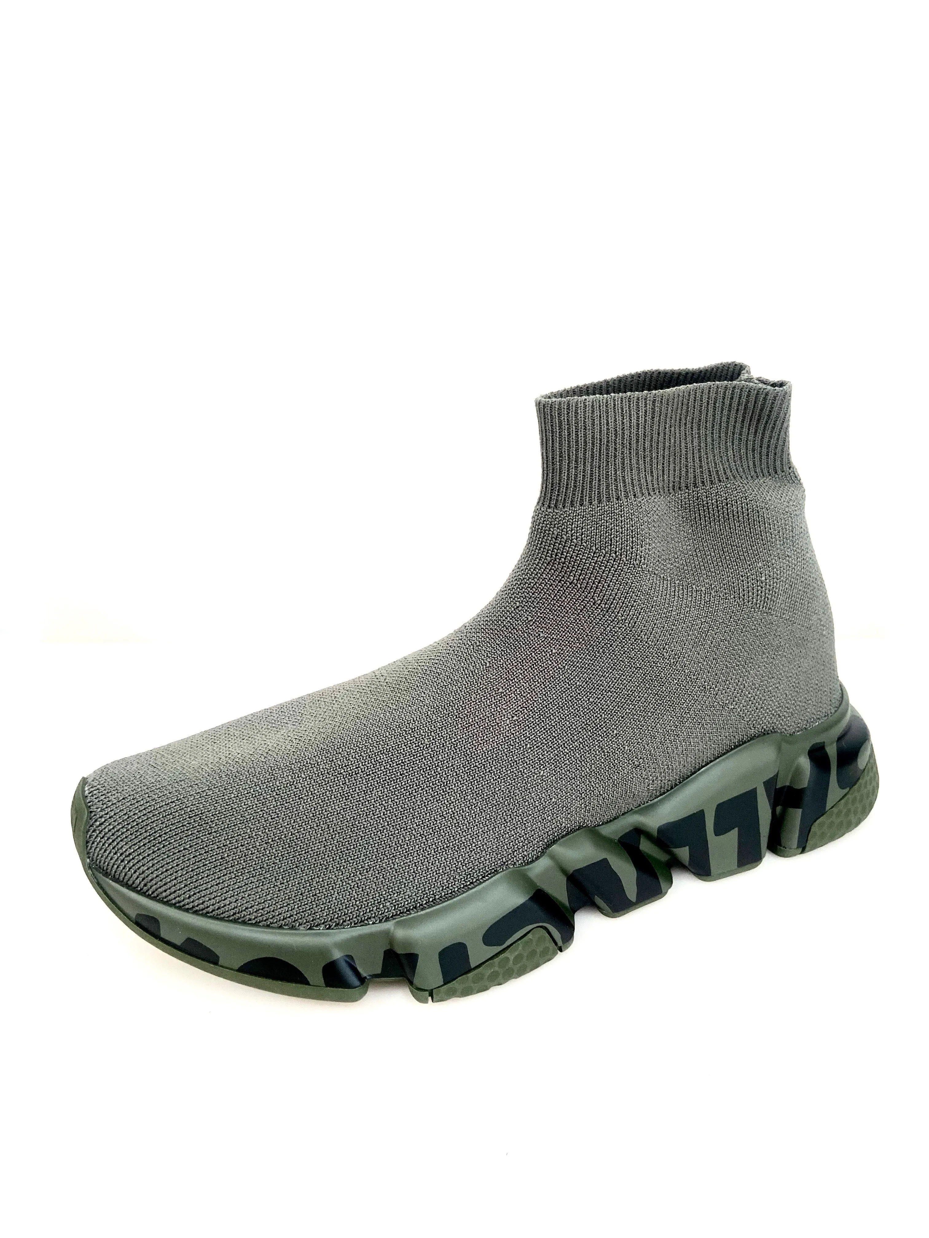 BALENCIAGA SPEED GRAFFITI LOGO SNEAKERS