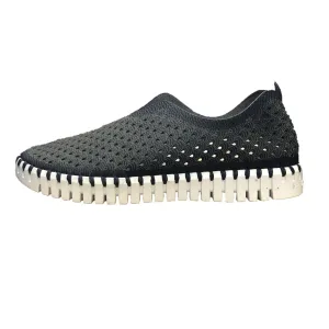 ILSE JACOBSEN Women's Tulip Light Weight Slip On Sneaker Black (10, Black)