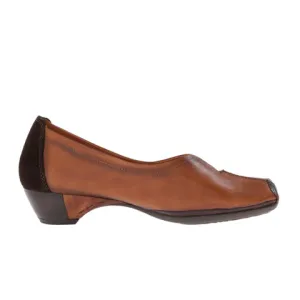 Pikolinos Gandia 849-7036C1 Pump (Women) - Brandy Leather